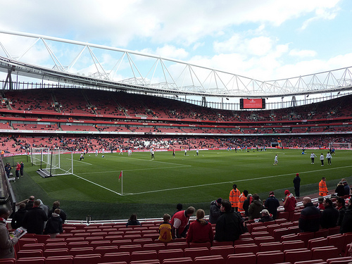 Emirates a mérkőzés előtt Emirates a mérkőzés előtt