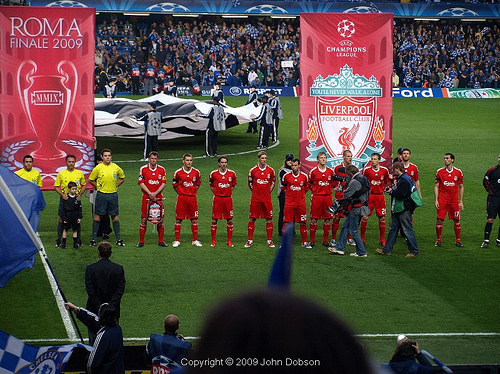 A Liverpool játékosai is feszültek
