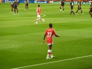 Eboue a jobb szélen